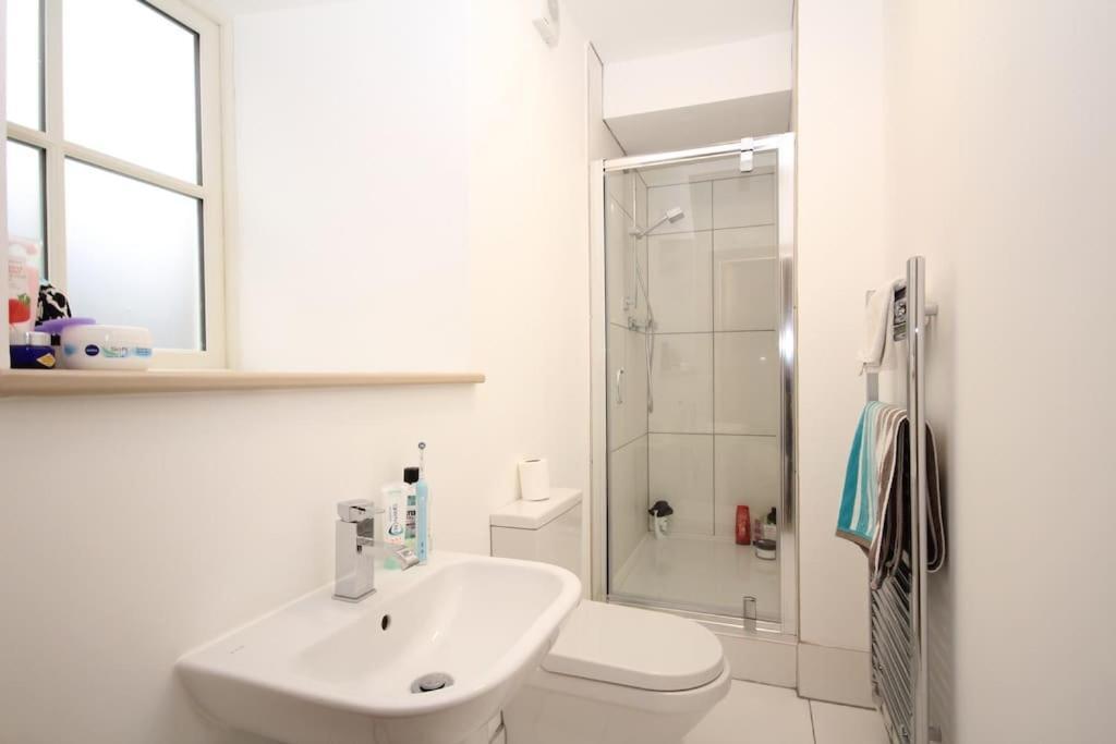 4 Bedroom House, Central Ulverston Dış mekan fotoğraf