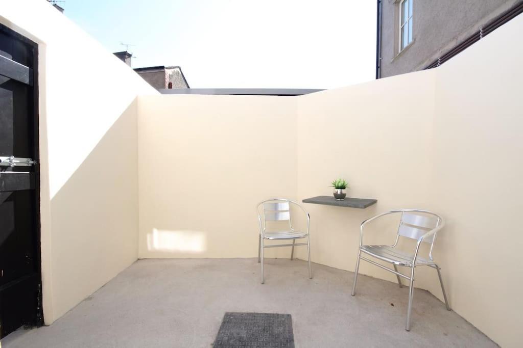 4 Bedroom House, Central Ulverston Dış mekan fotoğraf